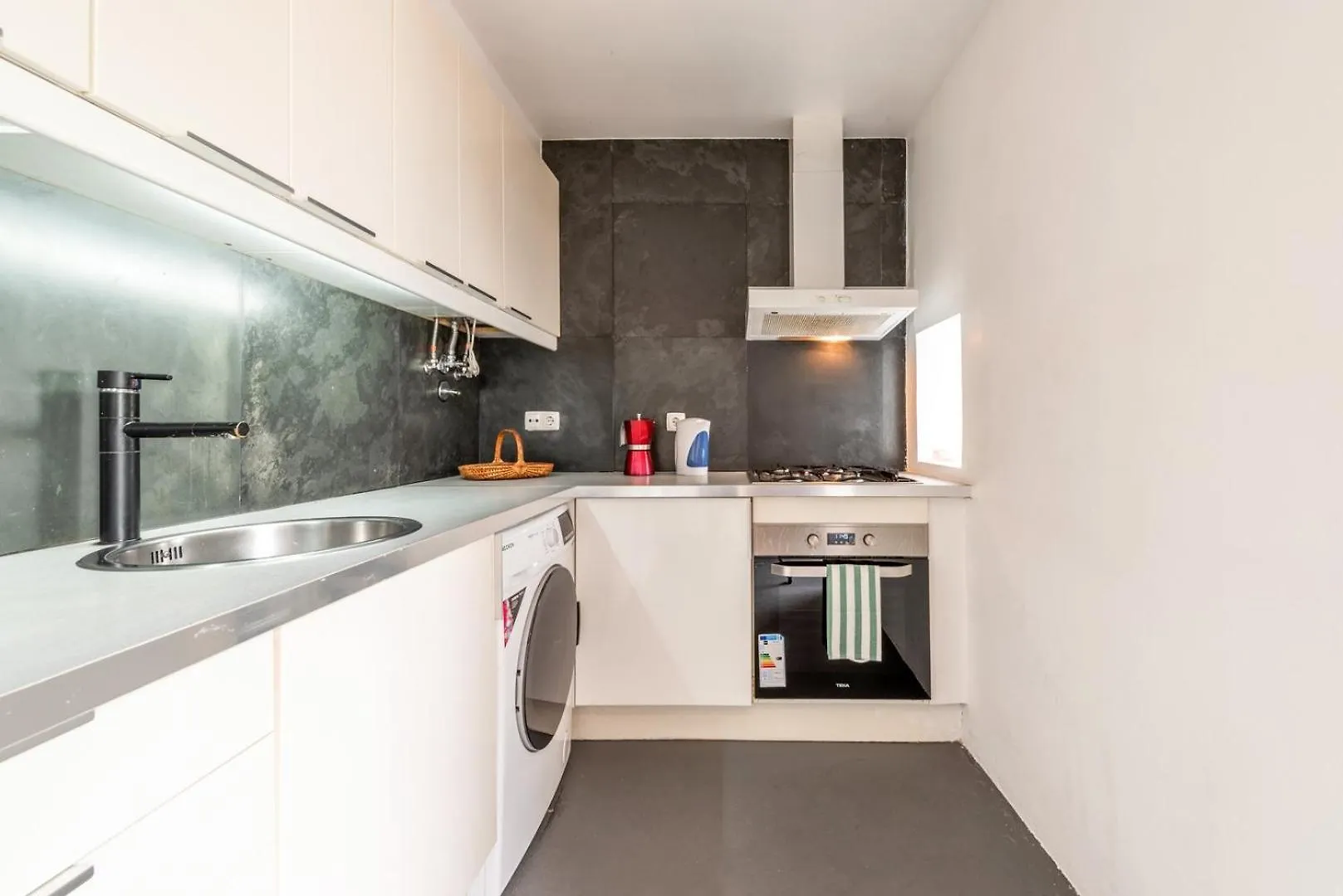 Guestready - Fantastic W Big Patio - Bairro Alto Apartment Lisbon